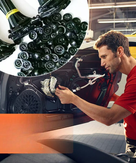 Universal kabelbinderspænde i nylon