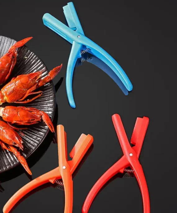 Crawfish sheller tool