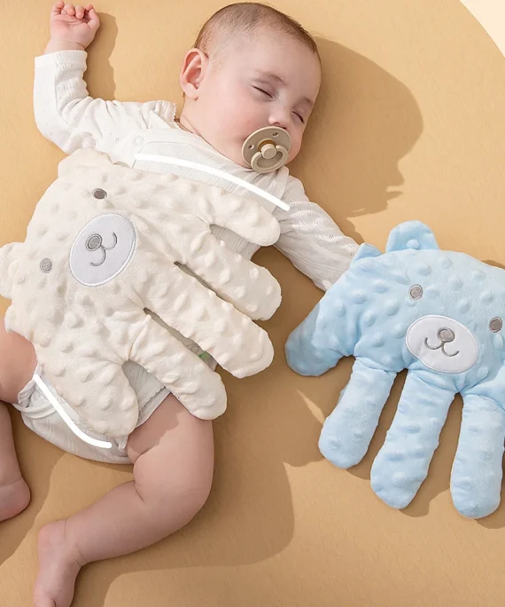 Beroligende baby søvn hånd