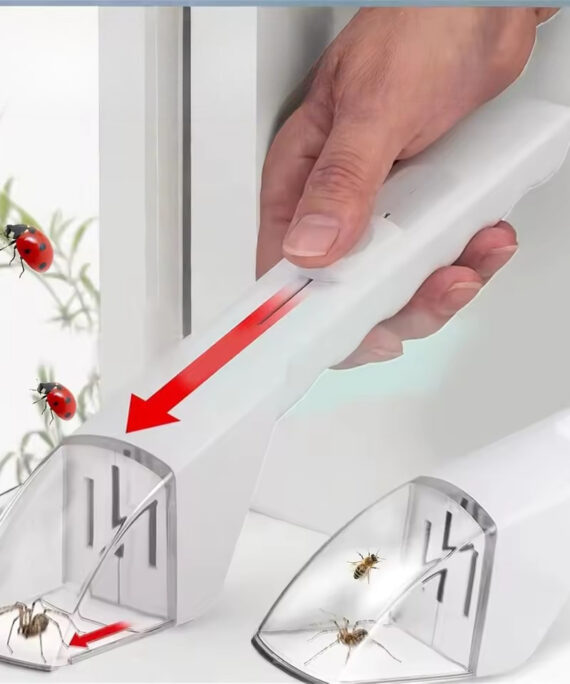 Insect catcher with telescopic handle