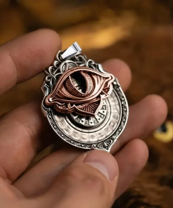 Tarot eye pendant